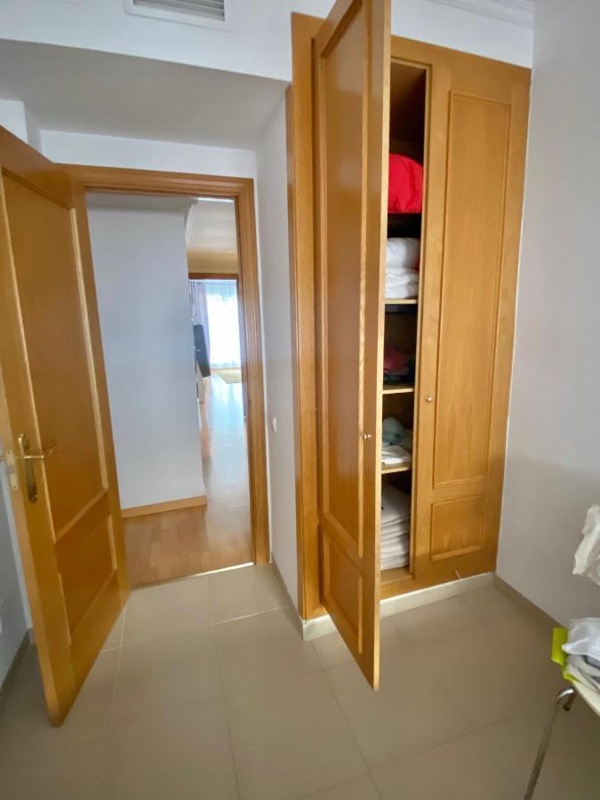 Roni Rooms Salou Exterior foto